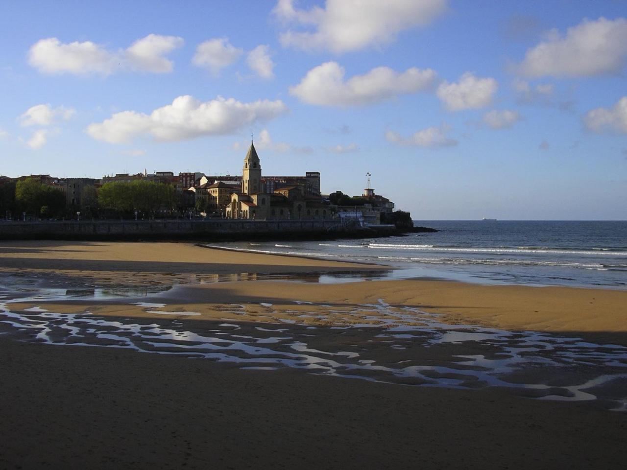 Hotel Costa Verde Gijón Kültér fotó